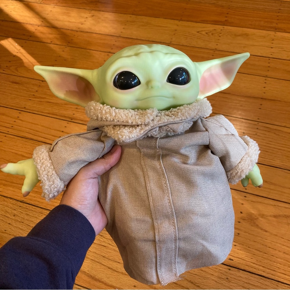 baby yoda (grogu) stuffed toy